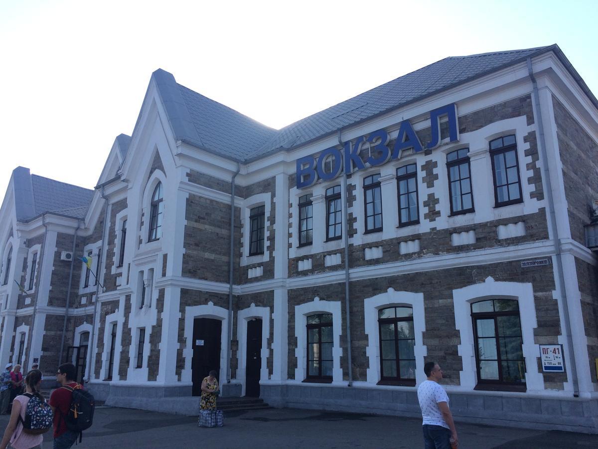 Hostel Krivoy Rog Bagian luar foto